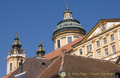 Melk town square buildings