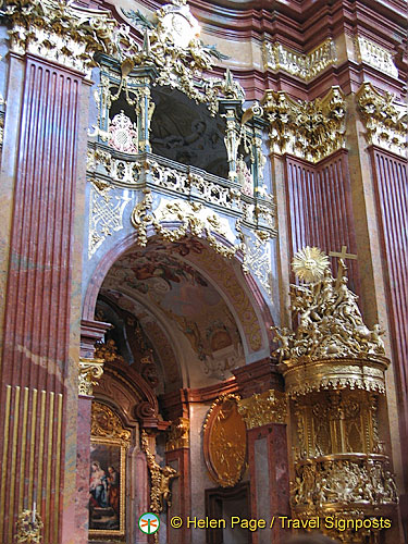 "..in whose splendour the glory of the cross is clear"
[Abbey Church - Melk Benedictine Abbey - Austria]