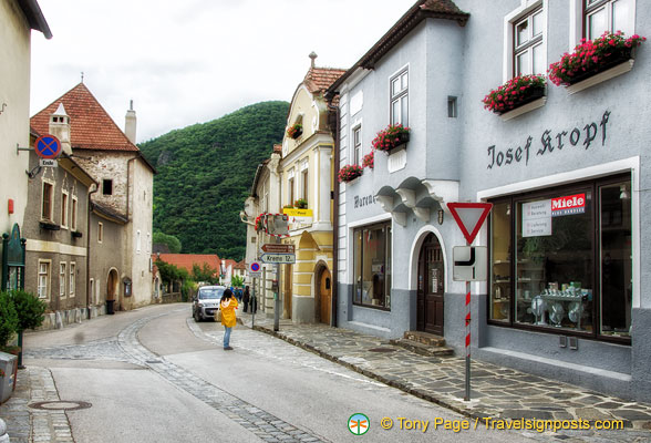 Back in the lower part of Weissenkirchen