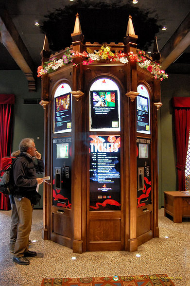 Ticket counter at the Historium