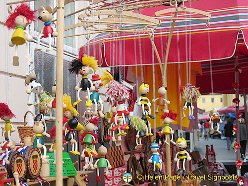 Craftwork at Dolac market