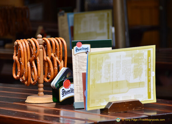 Pretzels and the extensive Malostranske drinks menu