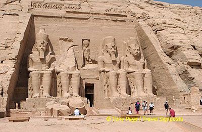 The 33m high facade is breathtaking.
[Great Temple of Abu Simbel - Egypt]