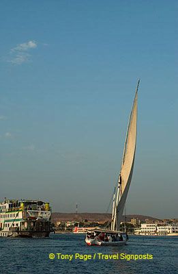 

[Aswan - Nile River -Egypt]