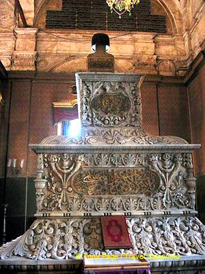 Marble tomb of Mohamed Ali.
[The Citadel and Mohammed Ali Mosque - Cairo]