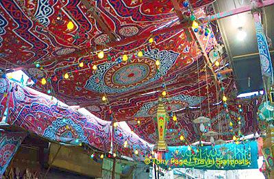 [Shopping in Cairo - Khan el-Khalili Bazaar - Egypt]