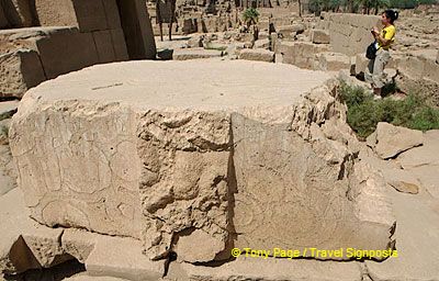 [Temple of Karnak - the Nile Valley - Egypt]