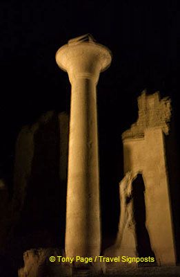 [Temple of Karnak - the Nile Valley - Egypt]