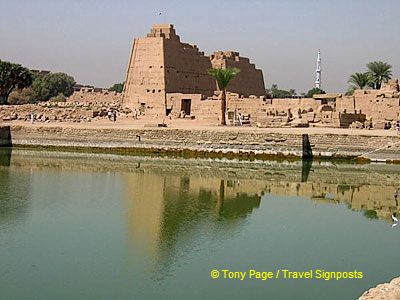 [Temple of Karnak - the Nile Valley - Egypt]