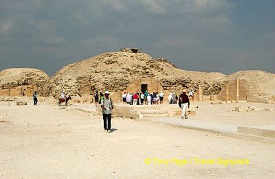 It was the first pyramid in Egyptian history
[Step Pyramid of Djoser - Saqqara - Egypt]