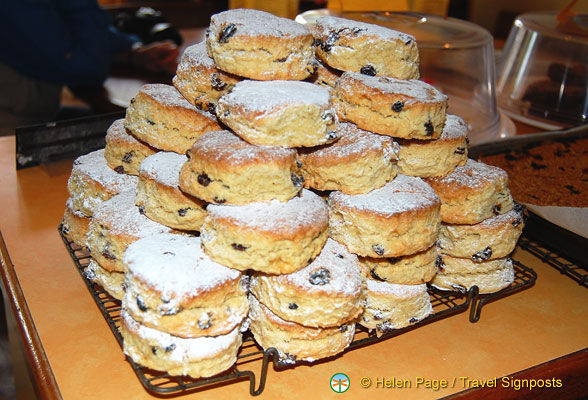 Delicious raisin scones at Warrens