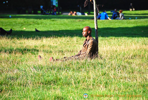 Enjoying the sun in Kensington Gardens