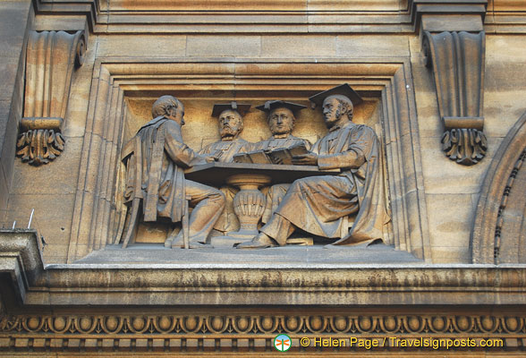 Sculptures along Magdalen Bridge