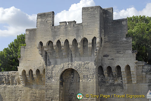 Porte Limbert - a 14th century gate