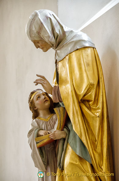 Grabkirche statue