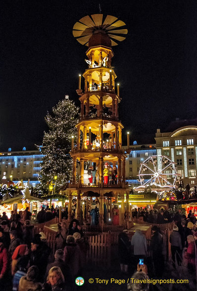 14m high Erzgebirge Christmas pyramid