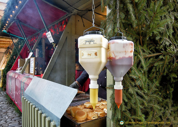 Giant-size sauce dispensers