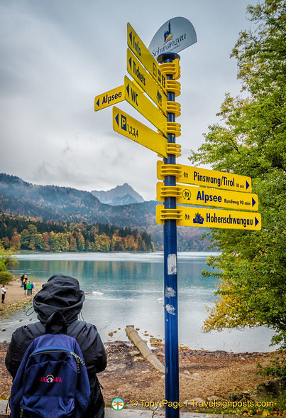 Alpsee signpost