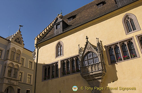 [Regensburg - Danube River Cruise - Germany]