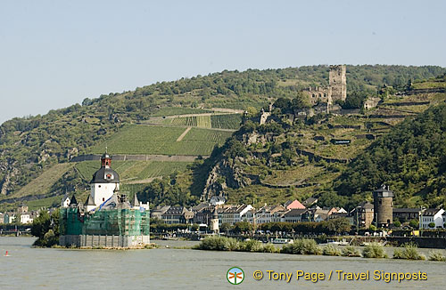 [Rhine Castles - Rhine River Cruise - Germany]