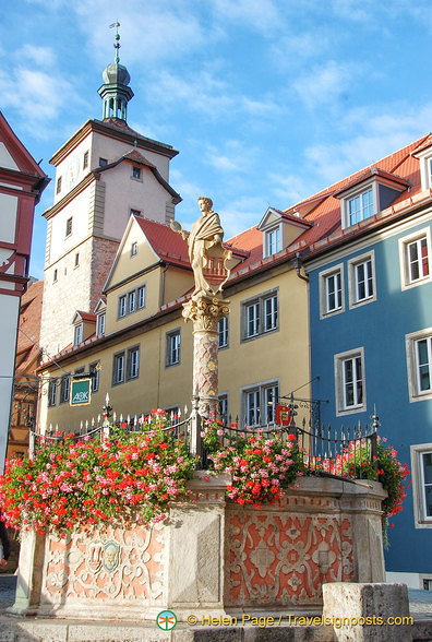 The Seelbrunnen on Chapel Square