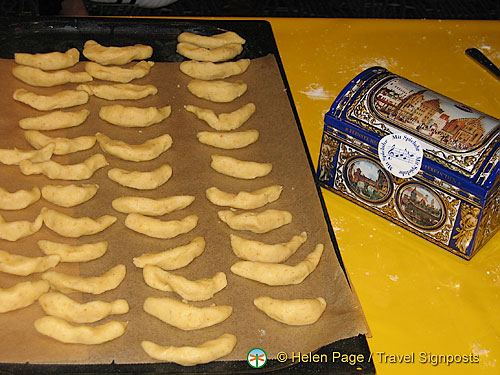 Vanillekipferl demonstration on board our river cruiser