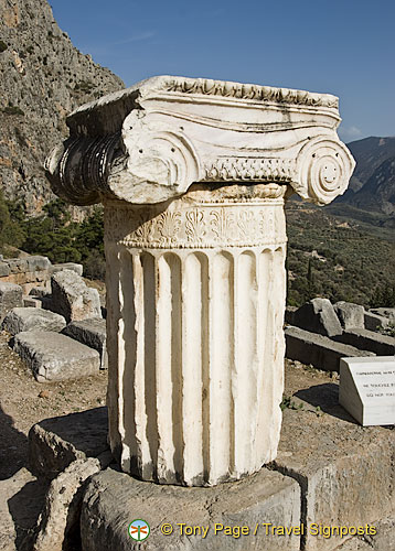 Delphi: the archaelogical site