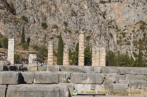 Delphi: the archaelogical site