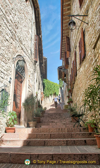 Some of the many steps to climb to Rocca Maggiore