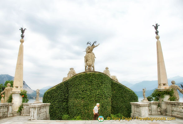 Rear view of the Isola Bella amphitheatre