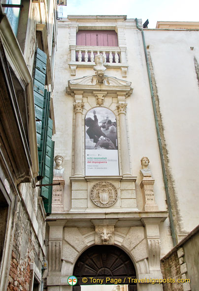 Archway to the Palazzo Grimani