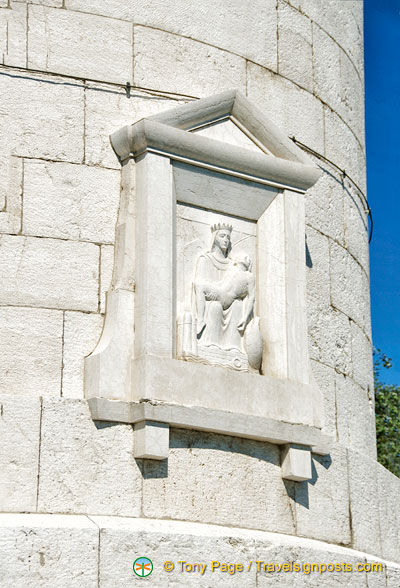 A bas-relief depicting the Madonna with Christ