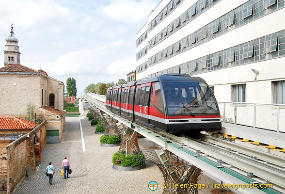 The People Mover monorail