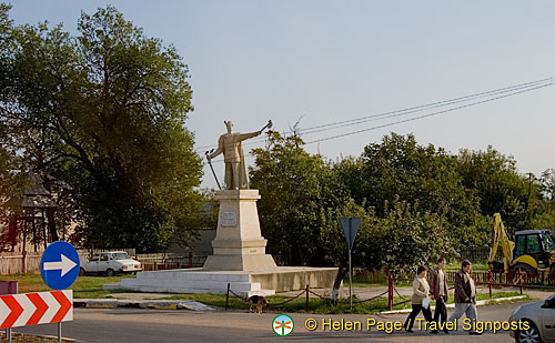 Bucharest and the road to the Bulgarian border