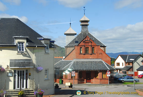 Arriving at Fort William