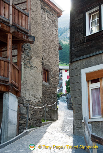 Interesting narrow alleyways