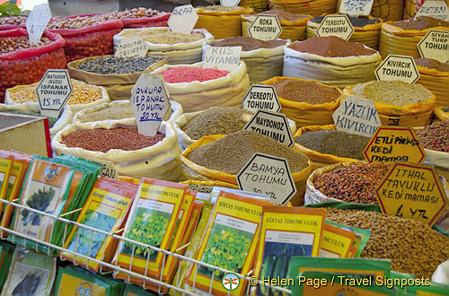 The Old Town and Egyptian (Spice) Market, Istanbul, Turkey