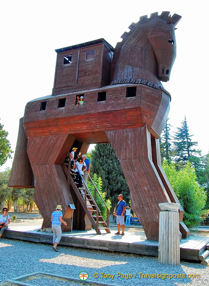 Trojan horse at Troy