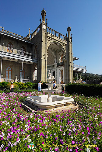 Alupka Palace, Yalta