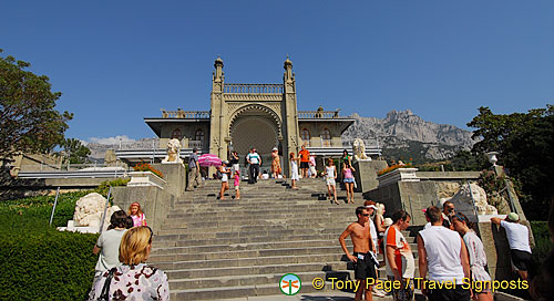 Alupka Palace, Yalta