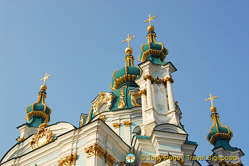 St Andrew's Church and Flea Market, Andriyivsky uzviz (St Andrew's Descent), Kyiv (Kiev)