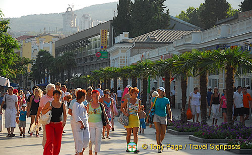 Yalta Embankment and Bay