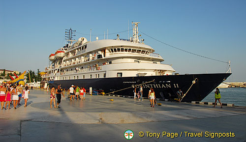 Yalta Embankment and Bay