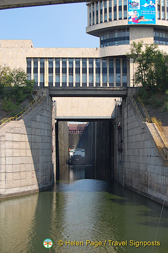 Zaporozhye dam and lock