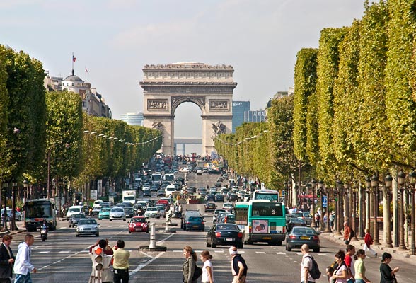 champs-elysees_588.jpg