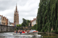 Canal view of the Onze-Lieve-Vrouwekerk