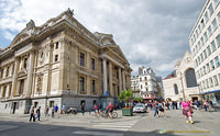 Bourse to the Grand Place