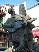 Monument to Petrica Kerempuh, Dolac