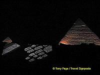 
[Son-et-Lumiere - The Great Pyramids - Egypt]