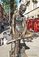 The Young Dancer bronze statue by Enzo Plazzotta